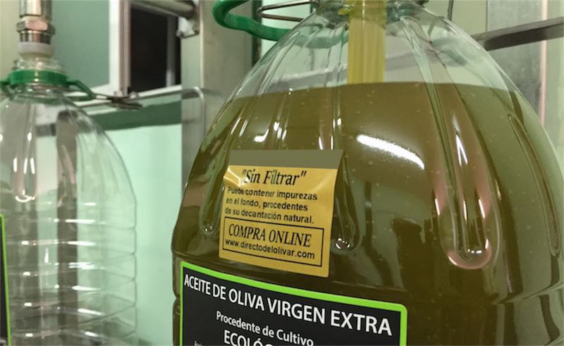 Aceite de oliva sin filtrar ecologico