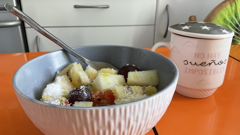 Desayuno sano con fruta